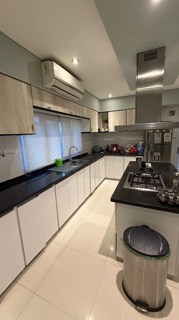 CASA 4 DORMS Y PLAYROOM EN TERRAVISTA