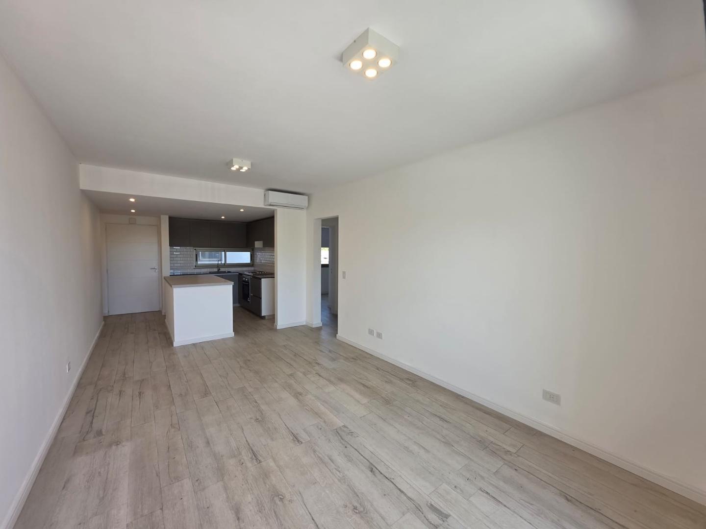 Departamento en Alquiler de 3 ambientes