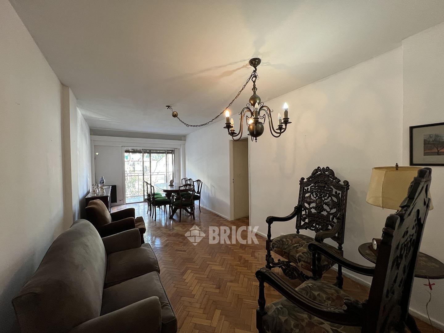 C/DEP AV. MORENO Y AV. DIRECTORIO - 102 M2 FTE BALCON TODO SOL