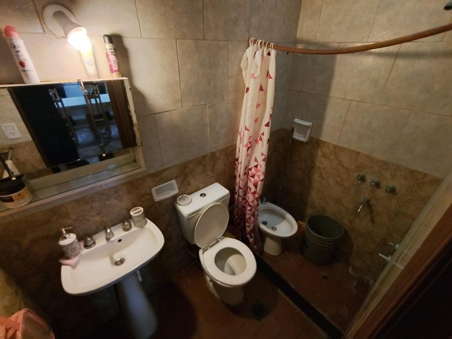 Depto Tipo Casa en Venta al Este