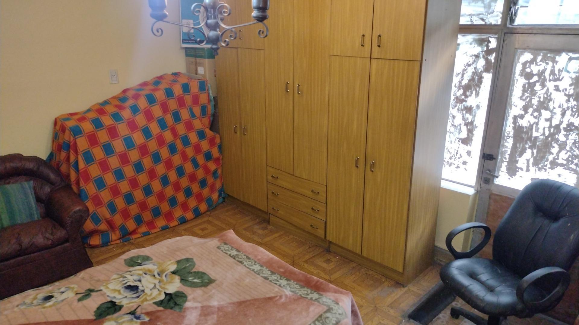 Depto Tipo Casa en Venta 70 años