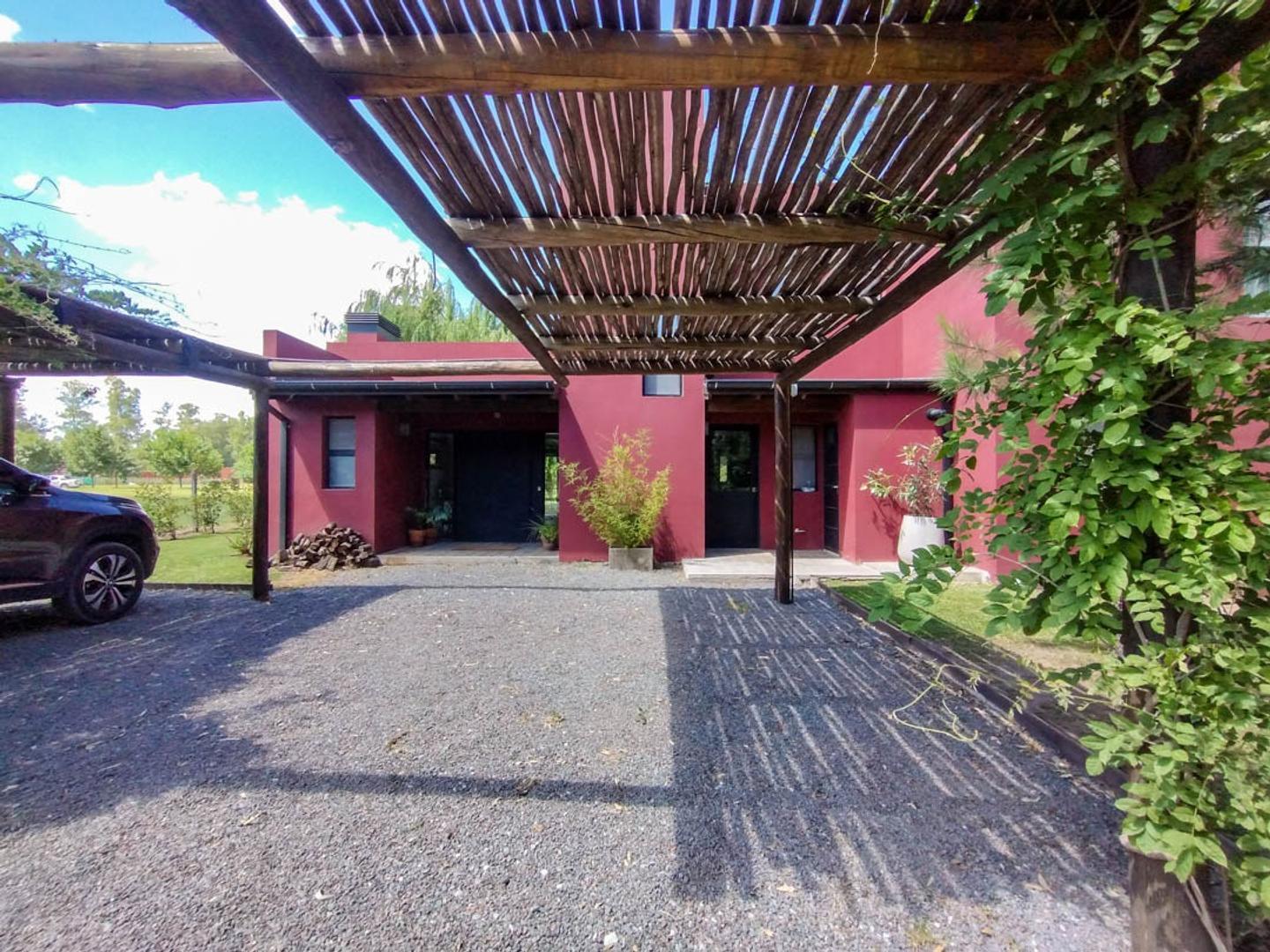 Casa en Venta en San Antonio de Areco, USD 395.000