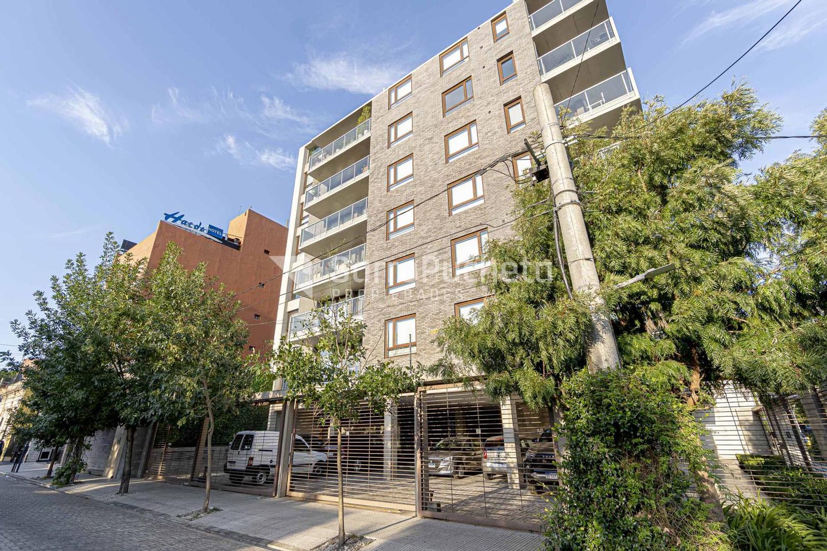 Carlos Tejedor al 1400 Haedo