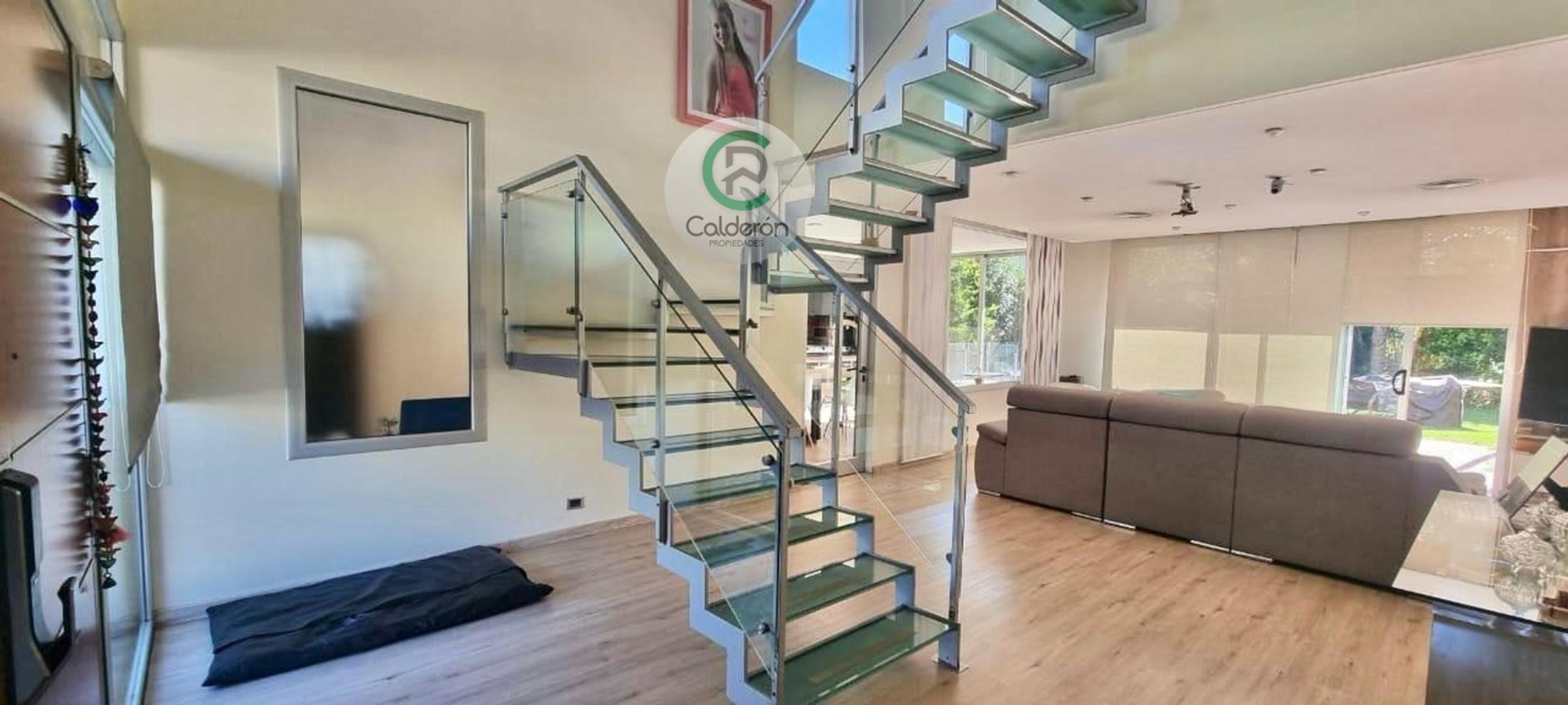 Casa 4 ambientes con 3 baños