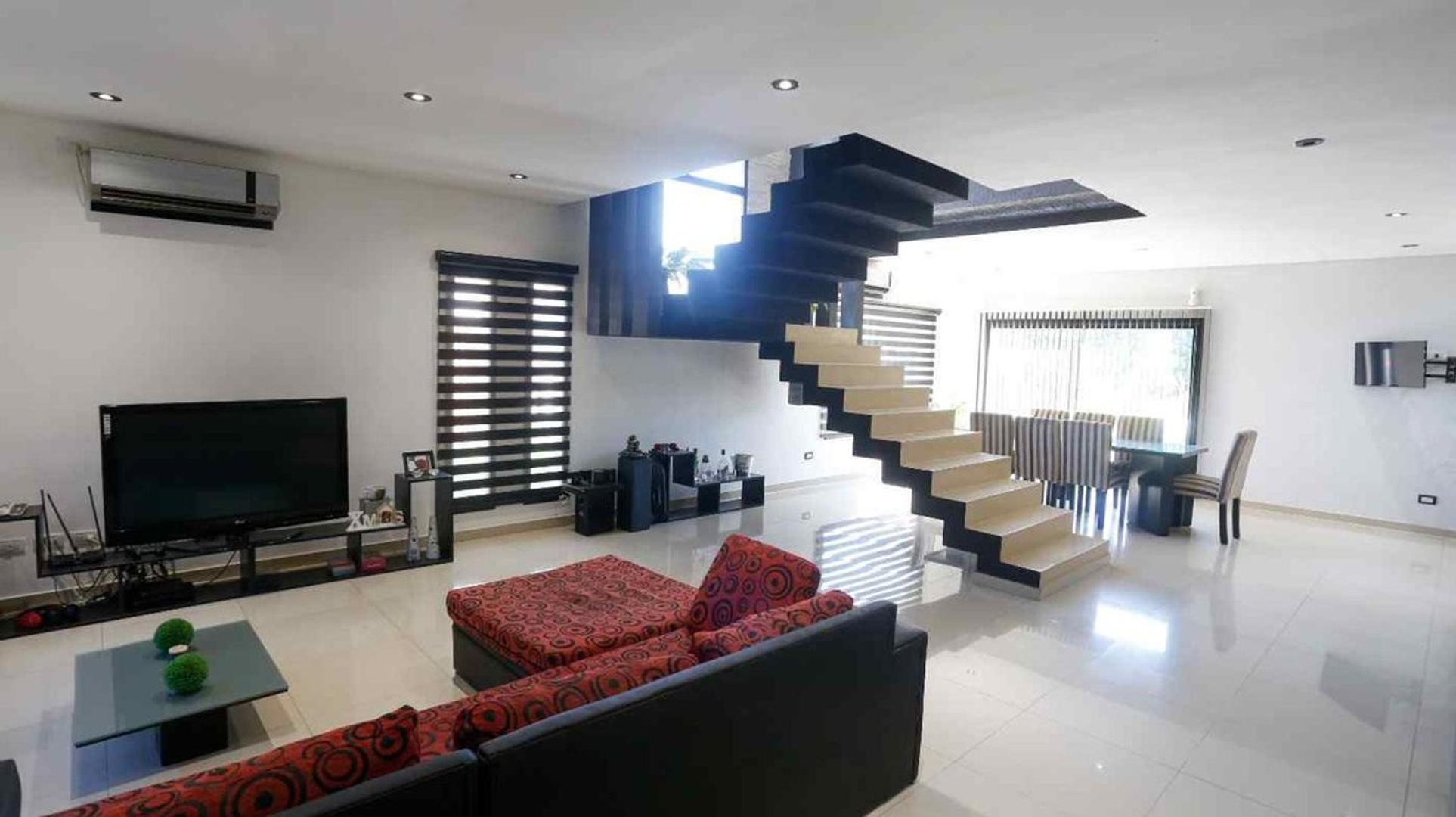 CASA 5 AMBIENTES EN VENTA EN SAN ELISEO GOLF