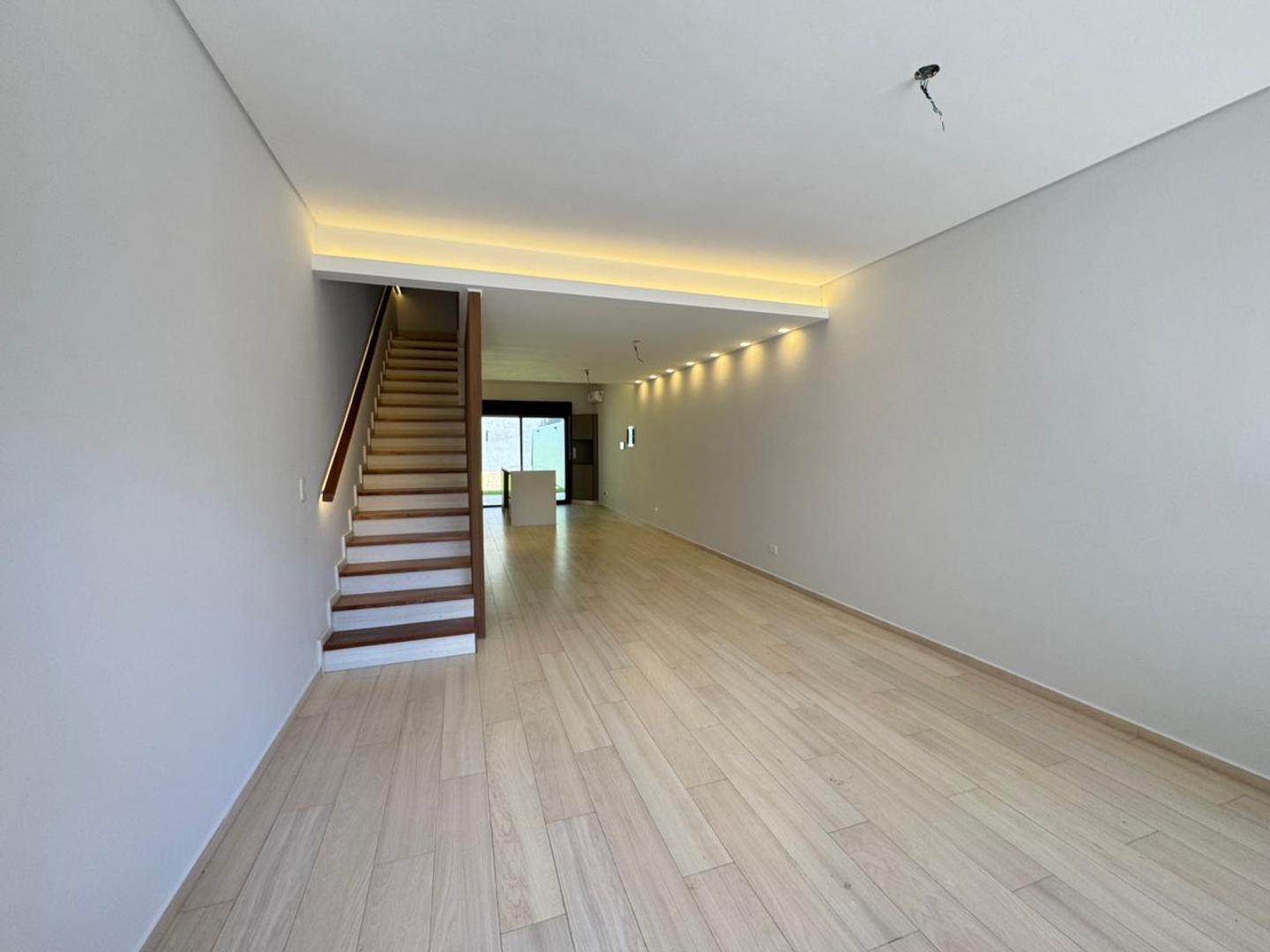 Casa en Venta en Olivos, USD 395.000