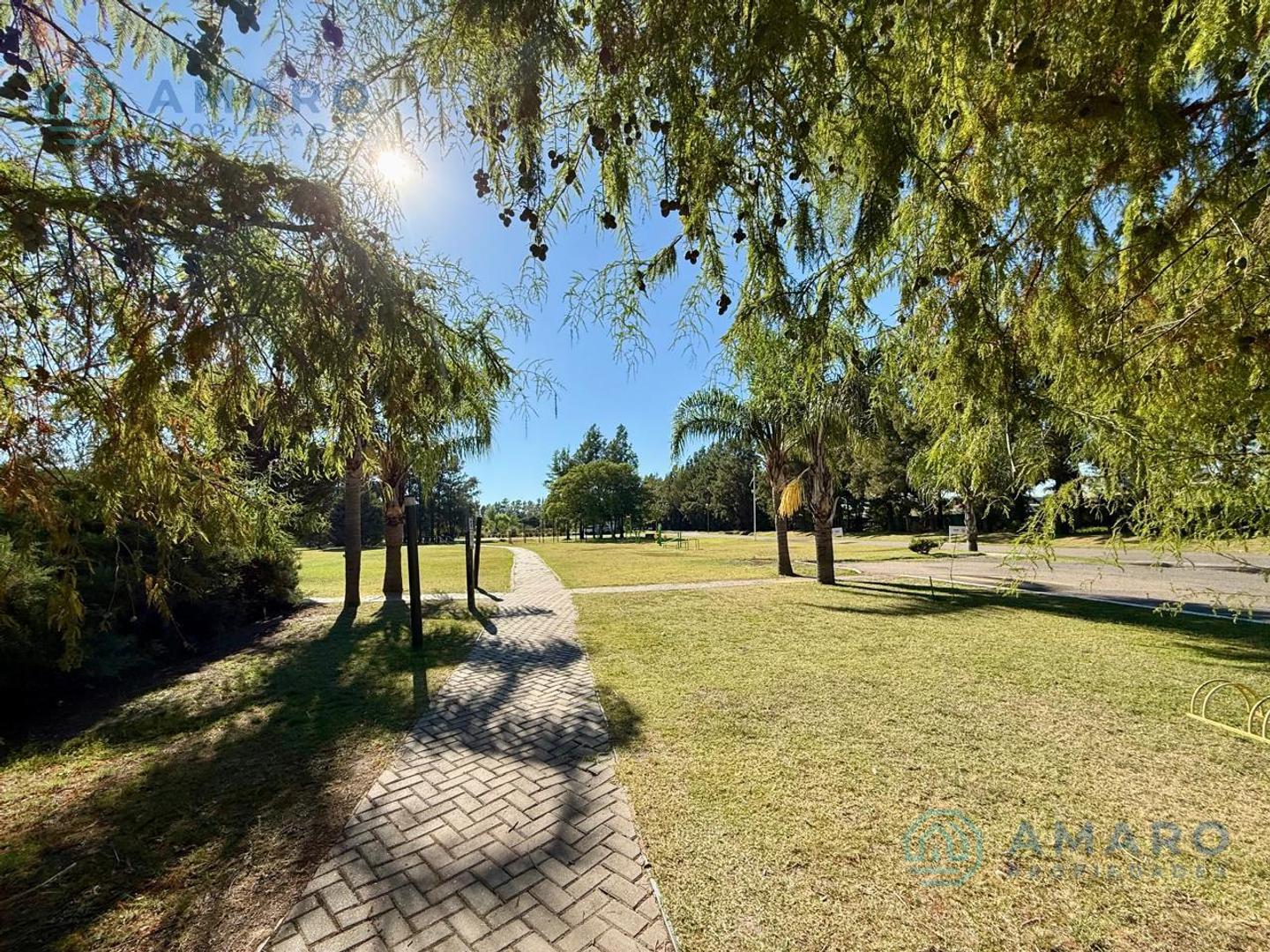 Terreno · Venta · Barrio Cerrado · Puerto Roldán  ·  85 usd m2 ·  No perimetral