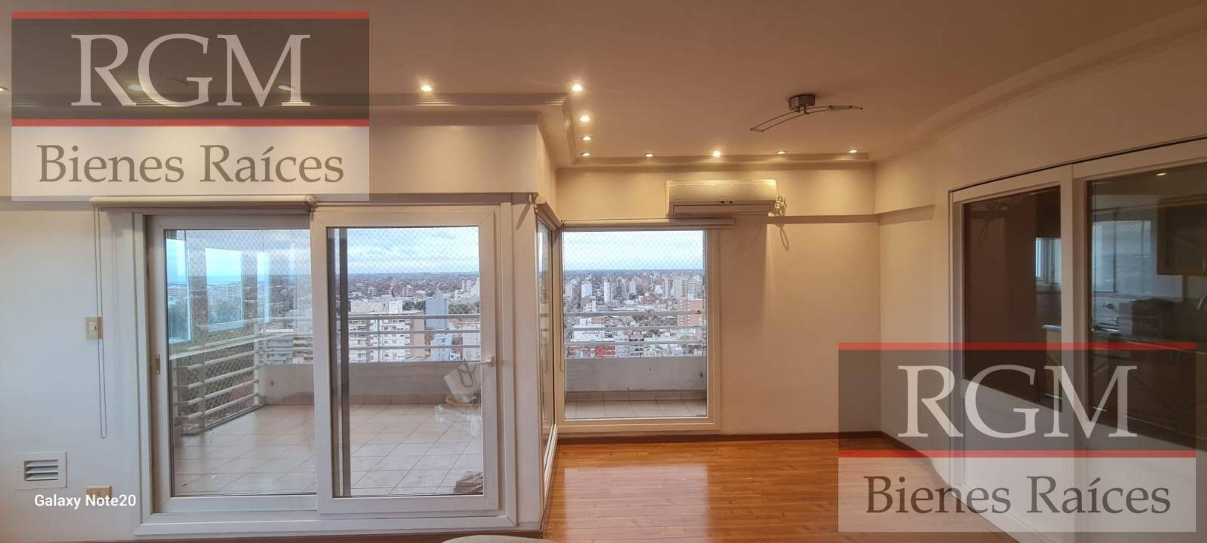 Departamento en Alquiler de 3 dormitorios