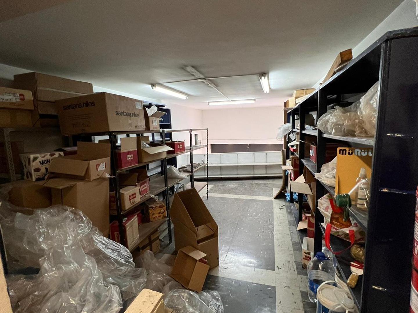 Local en Alquiler en Recoleta, $ 1.800.000