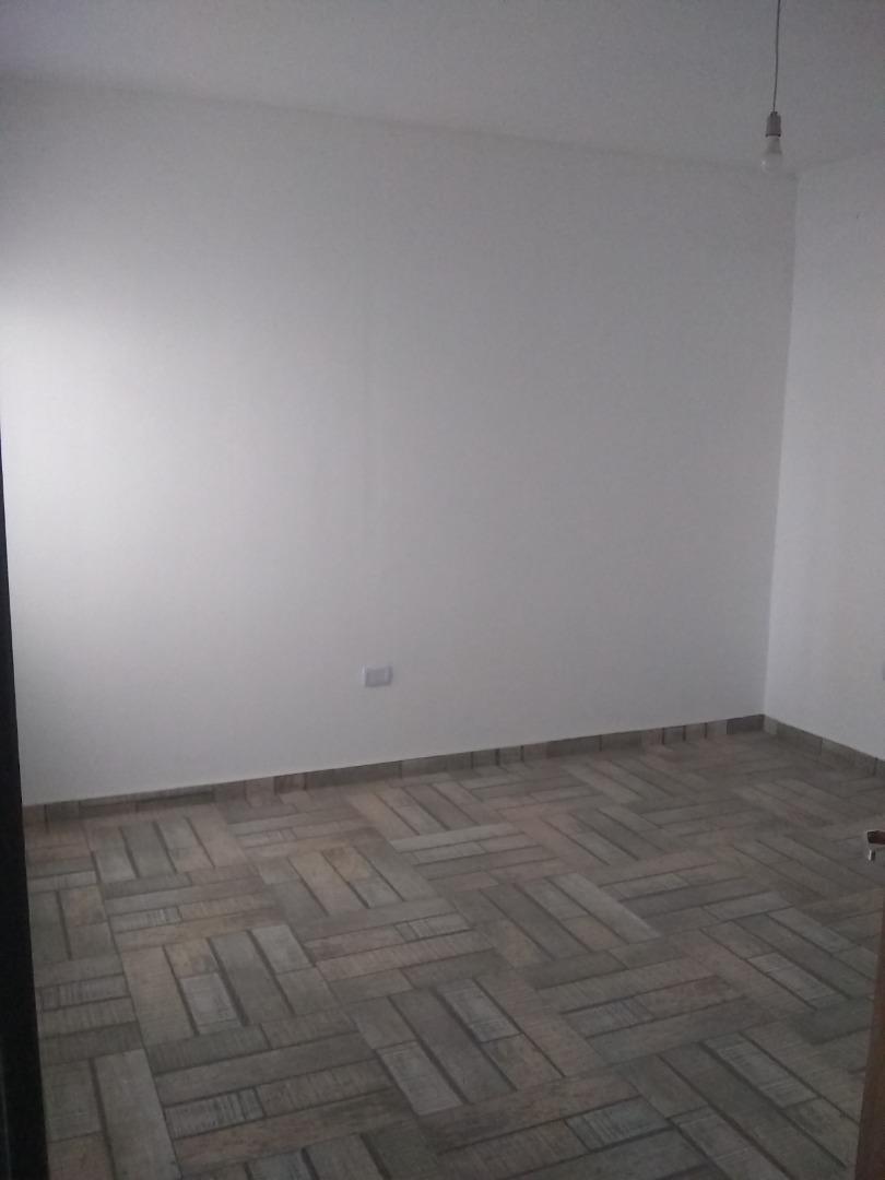 Depto Tipo Casa en Venta en El Palomar, USD 65.000