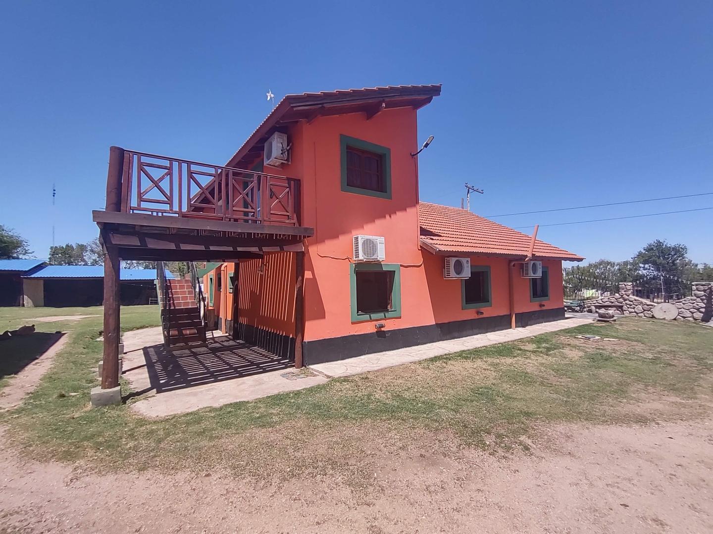 Hotel en Venta en Villa Larca, USD 270.000