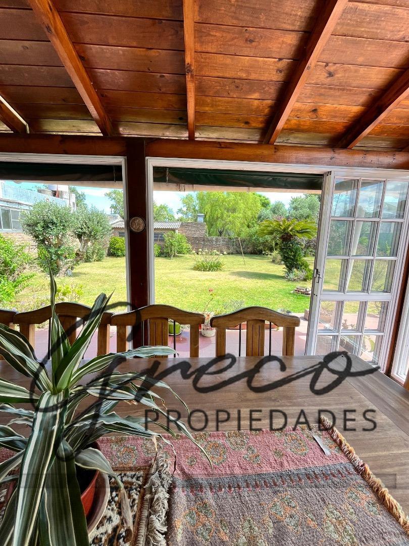 Casa 4 ambientes con 1 baño