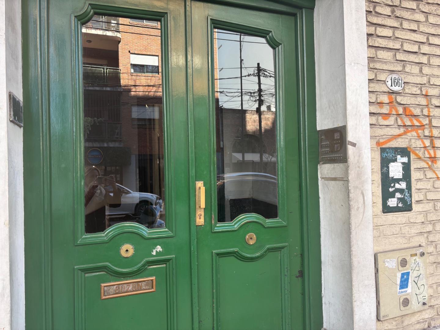 Departamento 2 ambientes en venta Olivos