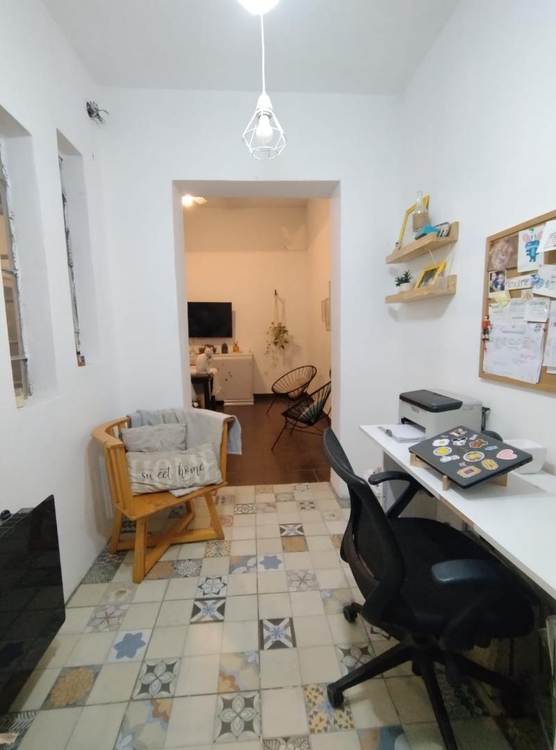 Departamento Tipo Casa de 4 ambientes con terraza y parrilla