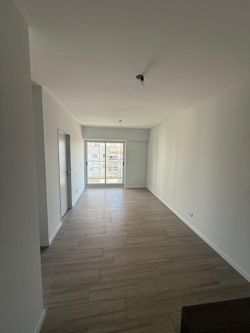 AV. JUAN B JUSTO 4000, Piso 8