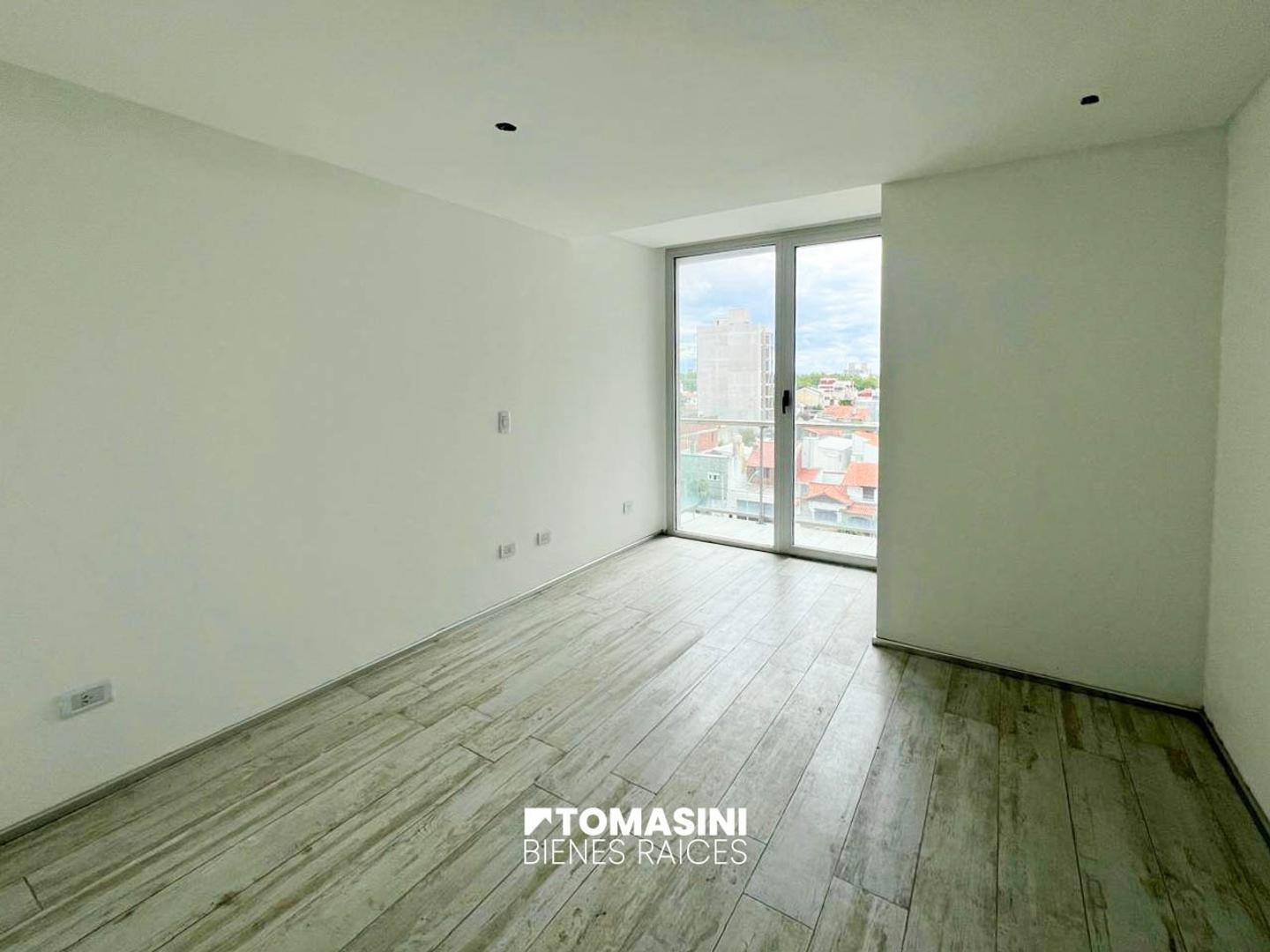 Departamento en Alquiler en La Perla Sur, USD 1.500